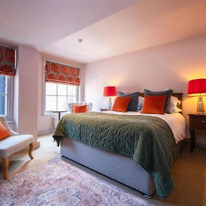 Deluxe Double Room Bath